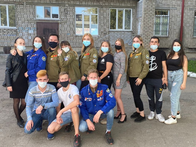 Студенческие отряды Рубцовского института поддержали персонал городского Covid-госпиталя