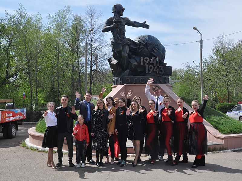 Студенты Рубцовского института приняли участие в молодежном агитпробеге «Моя Весна, моя Победа!»
