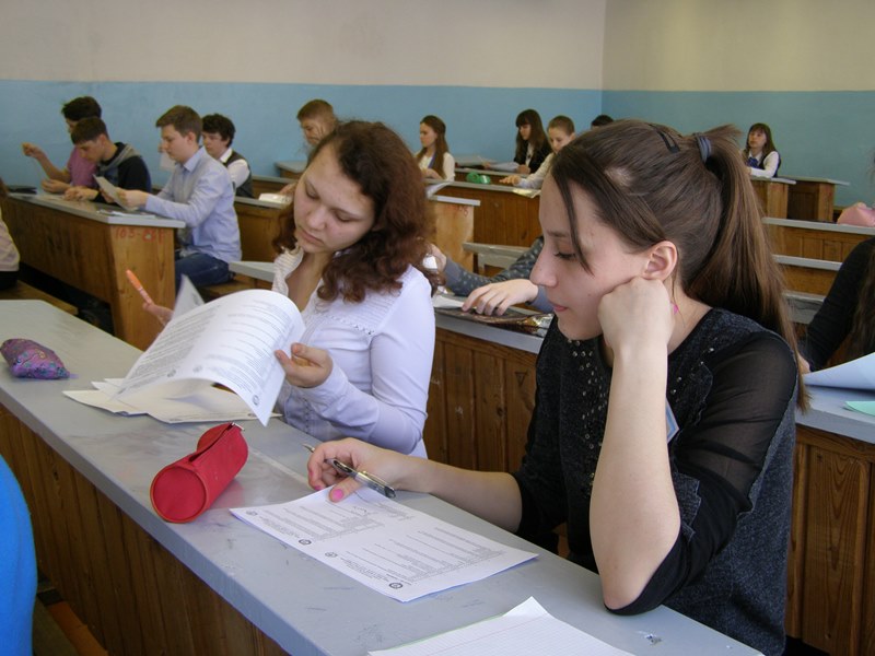 Рубцовские школьники - финалисты Многопрофильной инженерной олимпиады "Звезда" по русскому языку