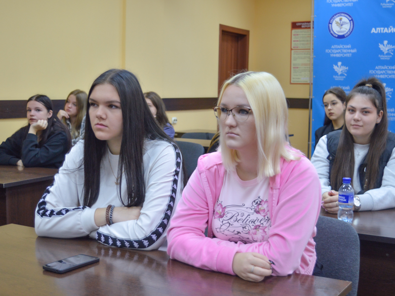 В Рубцовском институте (филиале) АлтГУ прошел Всероссийский открытый урок по безопасности
