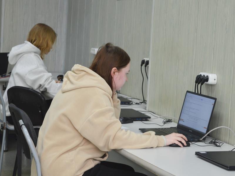 Осваивая будущее: студенты нашего института приняли вызов искусственного интеллекта!