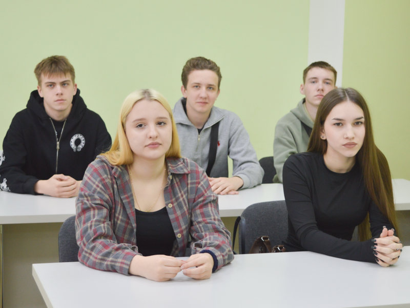 Приглашаем вас в театр!