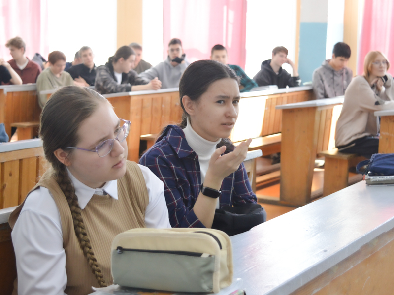 Интеллектуальный турнир «Своя игра»: проверка знаний к исторической дате