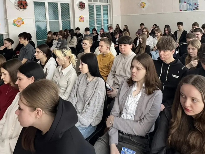 Приключение в мир шахмат для школьников!